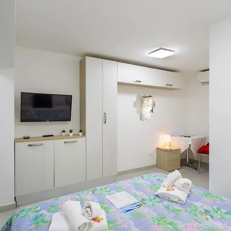 Casa Arcobaleno 57p Daire *